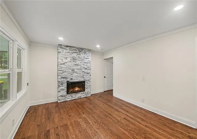 Photo 3 of Single family home for sale at 7135 Main St, Kansas City, MO 64114 | MLS# 2641142 | Listing updated on 2026-09-29