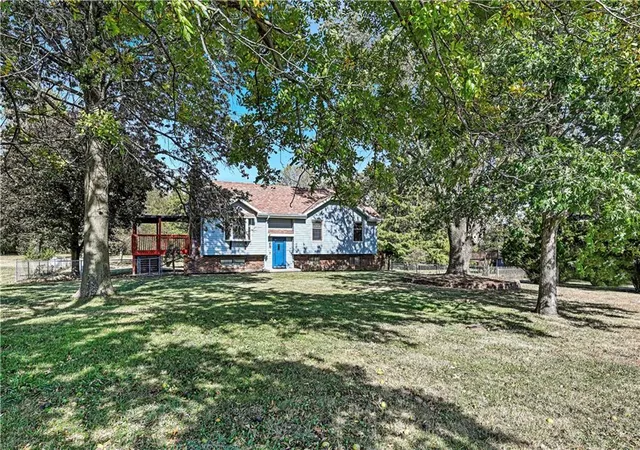 Photo 2 of Sale Pending at 17980 W 191st Street, Spring Hill, KS 66083 | MLS# 2641160 | Listing updated on 2026-09-15