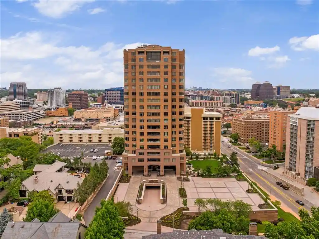 Listing Photo 1 - Condo for sale in Alameda Tower located at 400 W 49Th Ter, Kansas, MO 64112 - Unit #2032