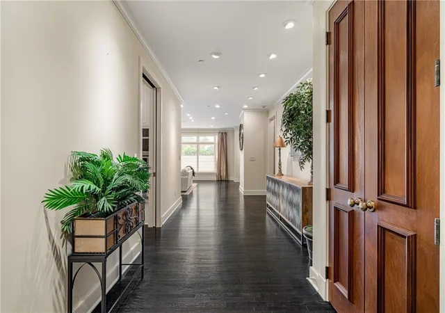 Listing Photo 4 - Condo for sale in Alameda Tower located at 400 W 49Th Ter, Kansas, MO 64112 - Unit #2032
