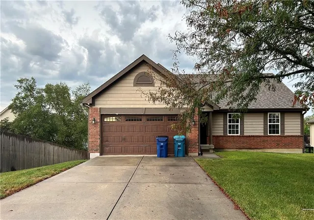Photo 1 of Sale Pending at 1505 Ashton Dr, Liberty, MO 64068 | MLS# 2641342 | Listing updated on 2026-10-19