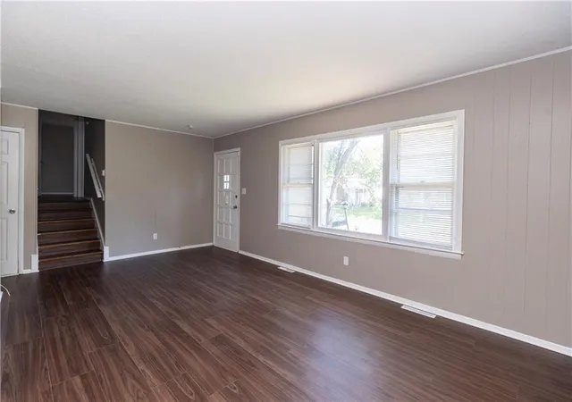 Photo 2 of Single family home for sale at 11815 Armitage Dr, Kansas City, MO 64134 | MLS# 2641346 | Listing updated on 2026-09-11