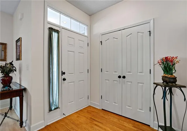Photo 4 of Townhouse for sale at 16067 S Brookfield St, Olathe, KS 66062 | MLS# 2641363 | Listing updated on 2026-09-22