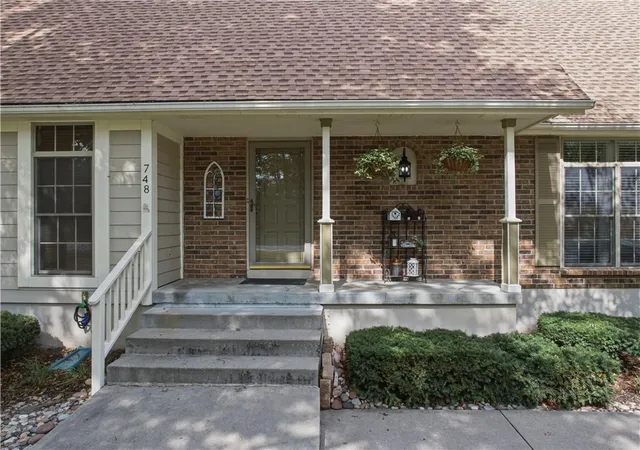 Photo 3 of Single family home for sale at 748 S Peculiar Dr, Peculiar, MO 64078 | MLS# 2641368 | Listing updated on 2026-09-15