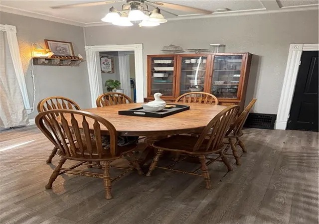 Photo 4 of Single family home for sale at 300 NE 1st Street, Hardin, MO 64035 | MLS# 2641415 | Listing updated on 2026-09-13