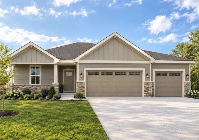 Photo 1 of Single family home for sale at 2044 Brooke St, Liberty, MO 64068 | MLS# 2641422 | Listing updated on 2026-09-11