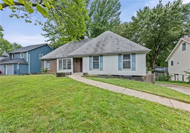 Photo 3 of Sale Pending at 1501 Sw 23rd Street, Blue Springs, MO 64015 | MLS# 2641432 | Listing updated on 2026-09-15