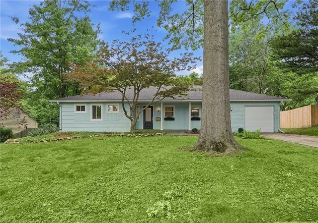 Photo 2 of Single family home for sale at 7740 Briar Dr, Prairie Village, KS 66208 | MLS# 2641441 | Listing updated on 2026-10-08