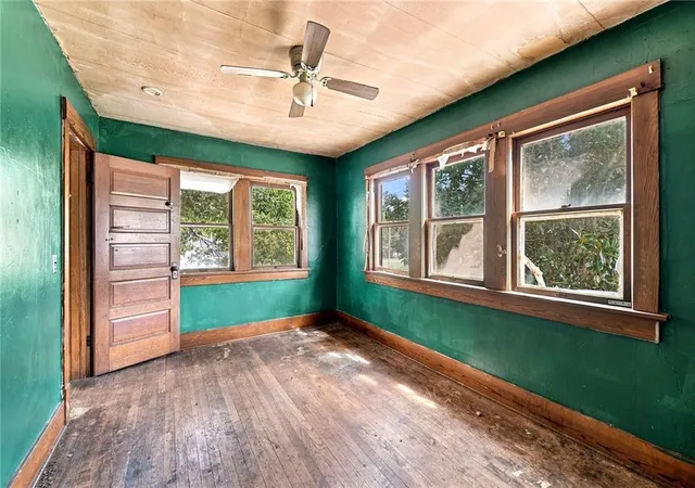 Photo 11 of Single family home for sale at 400 Chestnut St, Osawatomie, KS 66064 | MLS# 2641466 | Listing updated on 2026-09-29