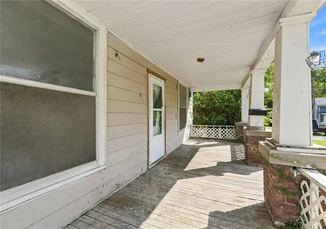 Photo 3 of Single family home for sale at 400 Chestnut St, Osawatomie, KS 66064 | MLS# 2641466 | Listing updated on 2026-09-29