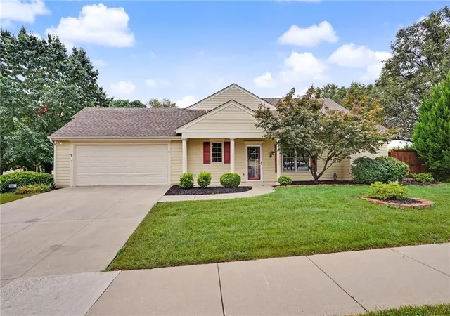 Photo 1 of Townhouse for sale at 5933 Longleaf Cir, Lawrence, KS 66049 | MLS# 2641478 | Listing updated on 2026-09-13