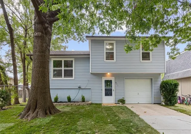 Photo 1 of Single family home for sale at 611 E Welston Ave, Olathe, KS 66061 | MLS# 2641479 | Listing updated on 2026-09-22