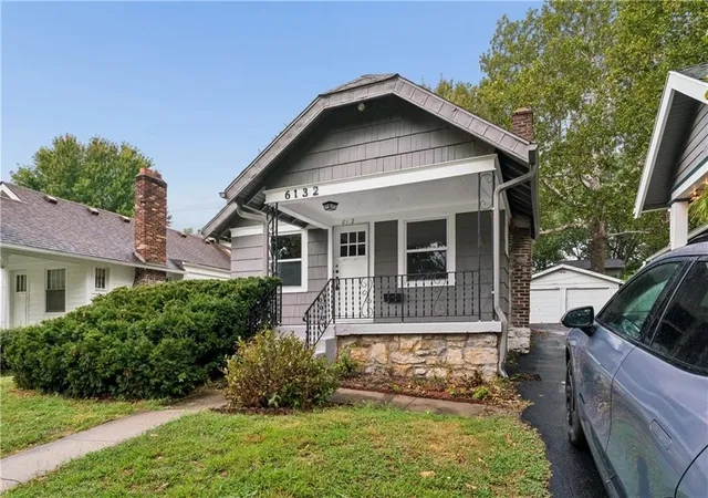Photo 3 of Single family home for sale at 6132 Holmes St, Kansas City, MO 64110 | MLS# 2641528 | Listing updated on 2026-09-15