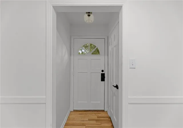 Photo 2 of Single family home for sale at 4916 W 57th Terrace, Roeland Park, KS 66205 | MLS# 2641540 | Listing updated on 2026-09-29