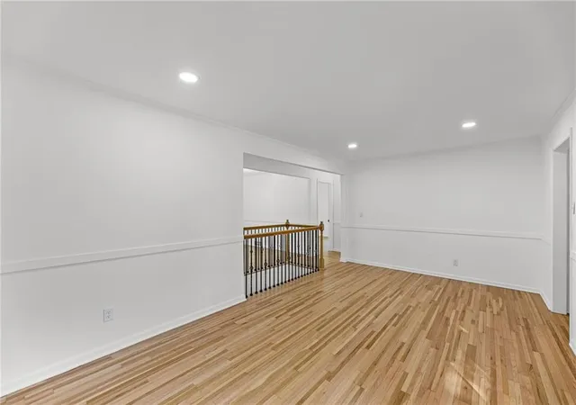 Photo 4 of Single family home for sale at 4916 W 57th Terrace, Roeland Park, KS 66205 | MLS# 2641540 | Listing updated on 2026-09-29