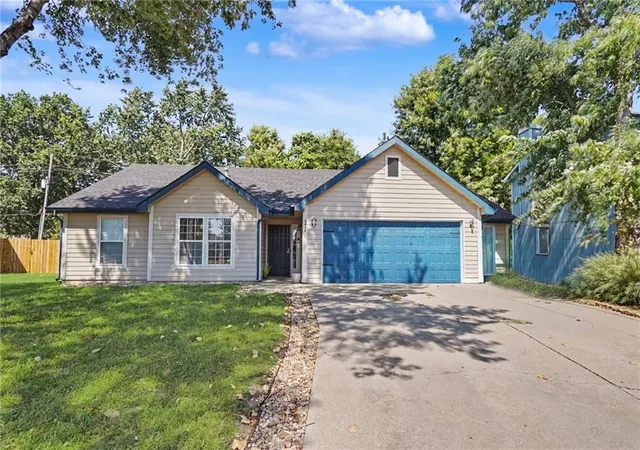 Single family home for sale at 3424 Chance Ln, Lawrence, KS 66047 | MLS# 2641549