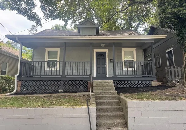 Photo 1 of Single family home for sale at 5007 Norledge Ave, Kansas City, MO 64123 | MLS# 2641552 | Listing updated on 2026-09-24
