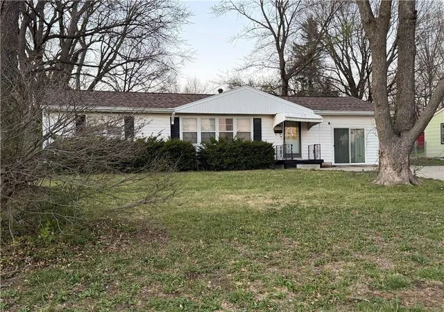 Photo 1 of Sale Pending at 8704 E 80th Terrace, Raytown, MO 64138 | MLS# 2641573 | Listing updated on 2026-09-14