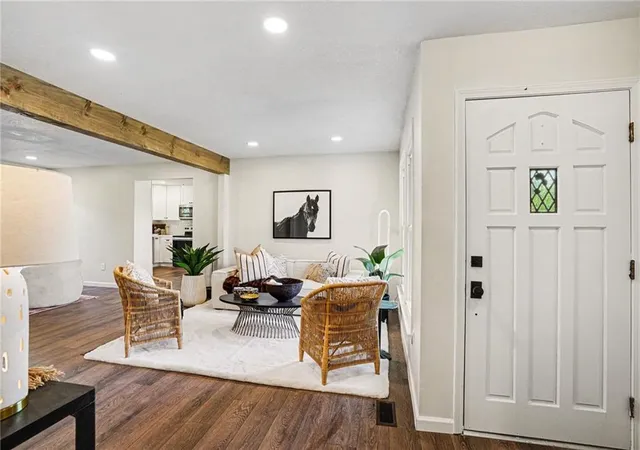 Photo 3 of Single family home for sale at 1500 Ridgeview Rd, Liberty, MO 64068 | MLS# 2641590 | Listing updated on 2026-09-22