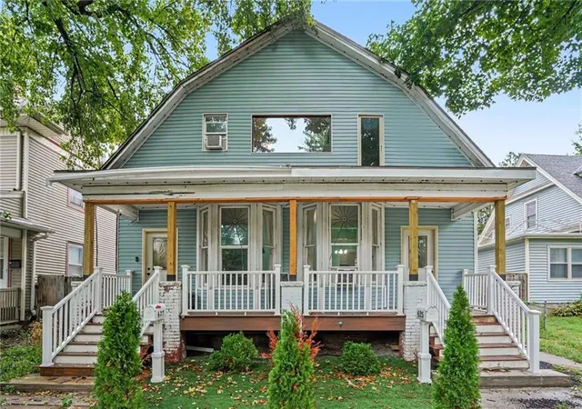 Photo 3 of Multi family home for sale at 625 N 22nd Street, St Joseph, MO 64506 | MLS# 2641600 | Listing updated on 2026-09-11