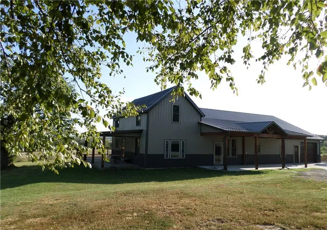 Photo 1 of Single family home for sale at 19164 258 Road, Atchison, KS 66002 | MLS# 2641616 | Listing updated on 2026-09-15