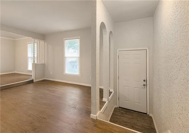 Photo 3 of Single family home for sale at 300 Parkwood Dr, Blue Springs, MO 64014 | MLS# 2641659 | Listing updated on 2026-09-14