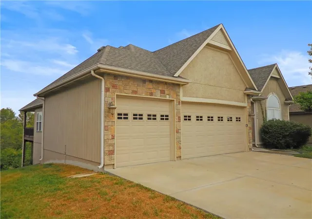 Photo 2 of Single family home for sale at 1446 Brompton Ln, Raymore, MO 64083 | MLS# 2641669 | Listing updated on 2026-09-15