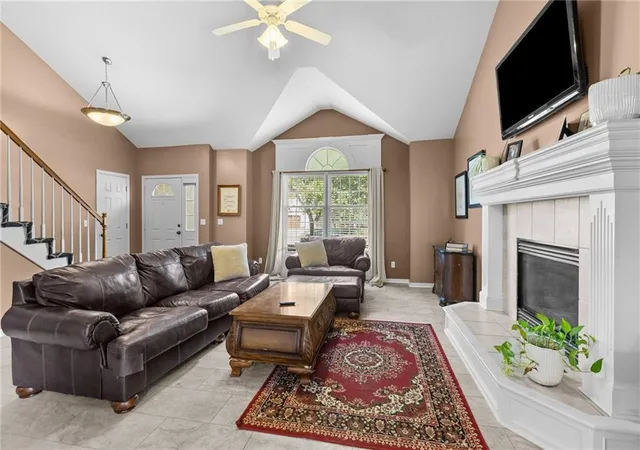 Photo 2 of Single family home for sale at 7640 N Everton Ave, Kansas City, MO 64152 | MLS# 2641710 | Listing updated on 2026-09-13