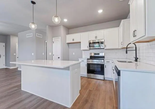 Photo 3 of Single family home for sale at 27016 E Dogwood Ln, Lees Summit, MO 64086 | MLS# 2641755 | Listing updated on 2026-09-14