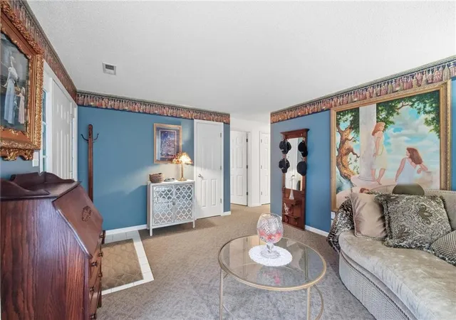 Photo 3 of Condo for sale at 312 E Hansen Ct, Independence, MO 64055 | MLS# 2641818 | Listing updated on 2026-09-13