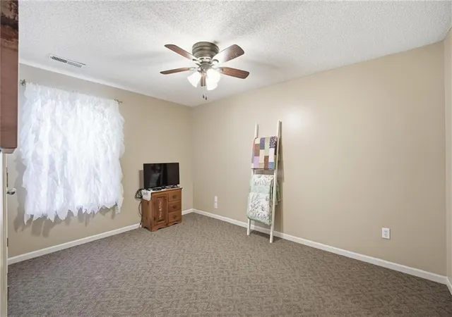Listing Photo 4 - Condo for sale in building located at 312 E Hansen Ct, Independence, MO 64055