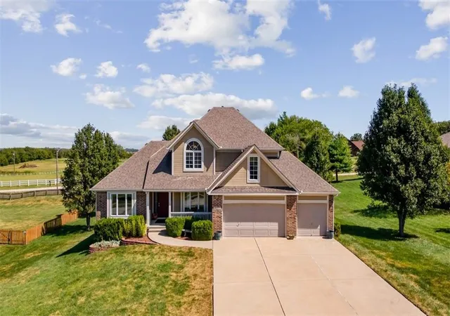 Photo 1 of Single family home for sale at 16109 Bluegrass Ct, Belton, MO 64012 | MLS# 2641916 | Listing updated on 2026-09-14