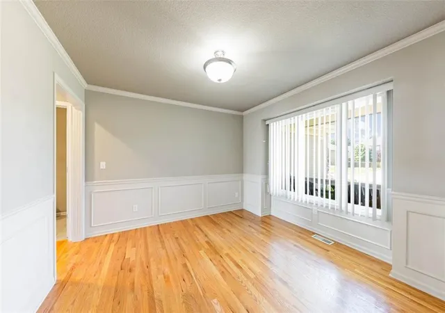 Photo 4 of Single family home for sale at 16109 Bluegrass Ct, Belton, MO 64012 | MLS# 2641916 | Listing updated on 2026-09-14
