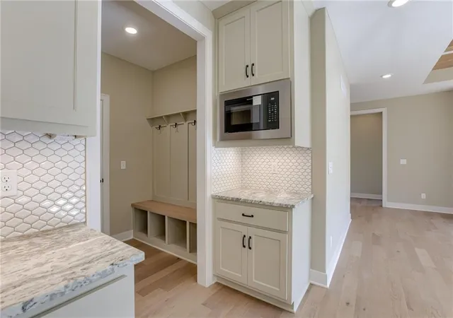Photo 3 of Sale Pending at 1853 Arbor Trl, Liberty, MO 64068 | MLS# 2642111 | Listing updated on 2026-09-14