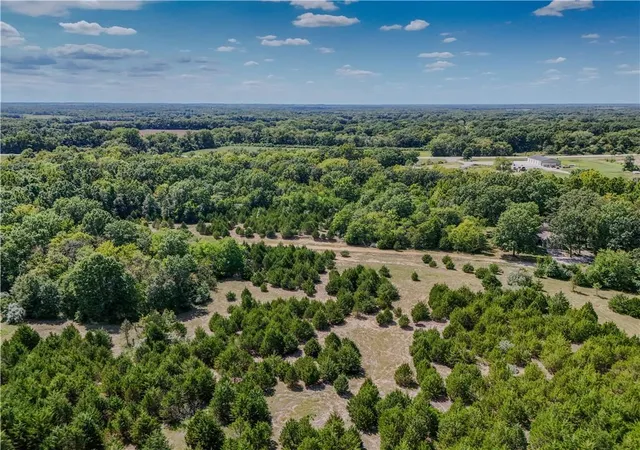 Photo 3 of Land for sale at Lot 52 Northeast 51st Rd, Warrensburg, MO 64093 | MLS# 2642345 | Listing updated on 2026-09-15