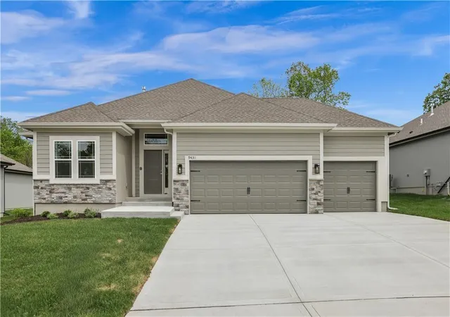 Photo 1 of Sale Pending at 3310 Nw 93rd Street, Kansas City, MO 64154 | MLS# 2642377 | Listing updated on 2026-09-15