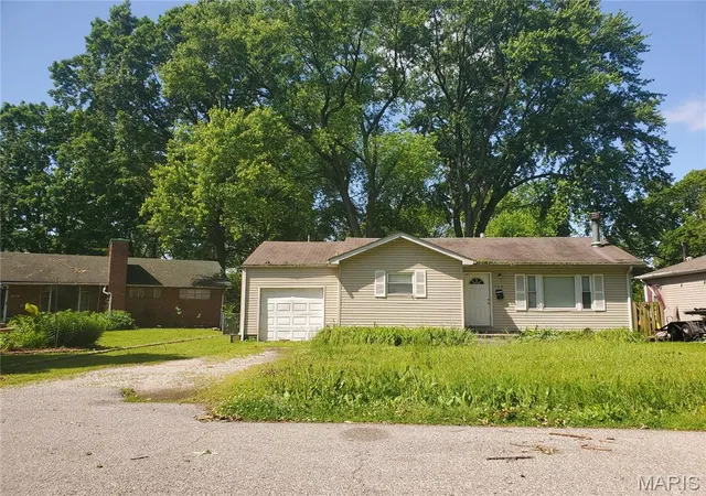 Photo 1 of Single family home for sale at 768 Leon St, East Saint Louis, IL 62206 | MLS# MIS25033858 | Listing updated on 2026-09-11