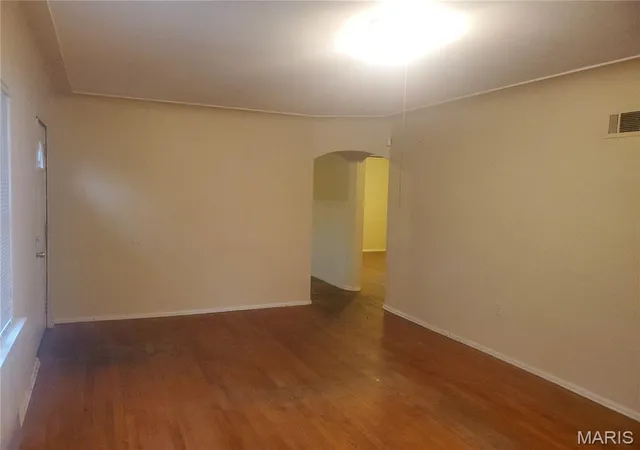 Photo 3 of Single family home for sale at 768 Leon St, East Saint Louis, IL 62206 | MLS# MIS25033858 | Listing updated on 2026-09-11
