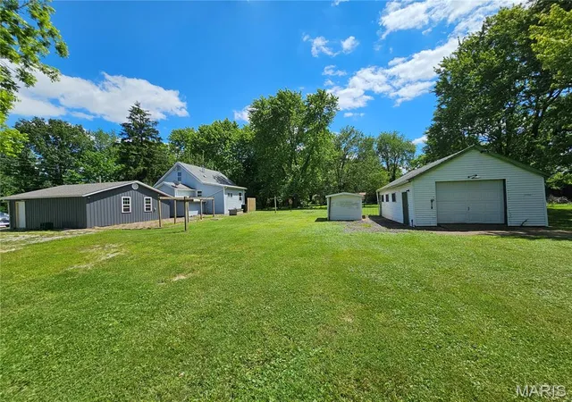 Photo 4 of Single family home for sale at 143 Taft St, Marissa, IL 62257 | MLS# MIS25035821 | Listing updated on 2026-09-09