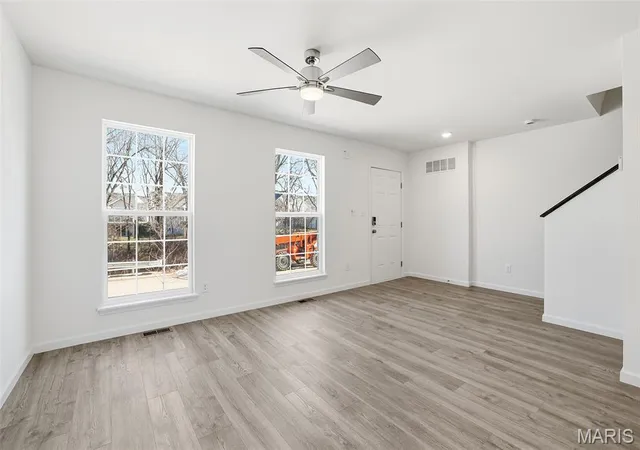 Photo 3 of Condo for sale at 411 Sunset Hollow Dr, Wentzville, MO 63385 | MLS# MIS25041832 | Listing updated on 2026-09-11