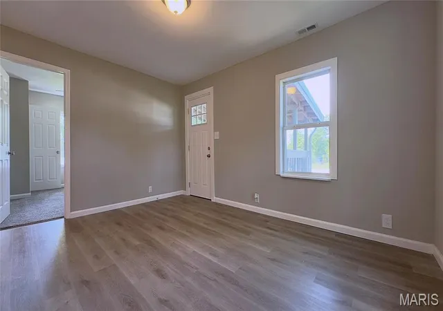 Photo 3 of Sale Pending at 10240 Silverleaf Rd, Mineral Point, MO 63660 | MLS# MIS25044574 | Listing updated on 2026-09-21