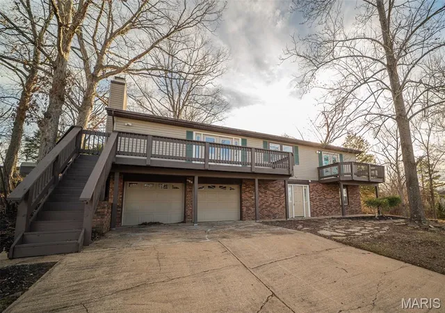 Photo 3 of Sale Pending at 1688 Notre Dame Dr, Bonne Terre, MO 63628 | MLS# MIS25047842 | Listing updated on 2026-09-28