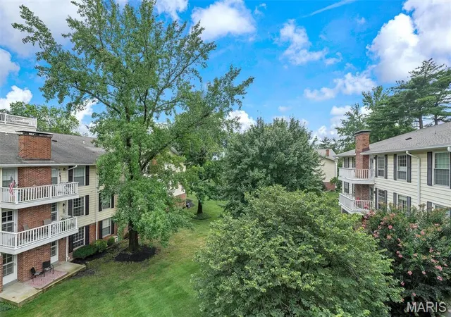 Photo 2 of Condo for sale at 1511 Hampton Hall Dr #19 & 20, Chesterfield, MO 63017 | MLS# MIS25050891 | Listing updated on 2026-09-11