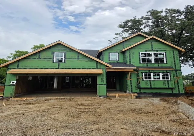 Photo 1 of Single family home for sale at 613 Woodard Dr, Saint Louis, MO 63122 | MLS# MIS25067424 | Listing updated on 2026-09-12