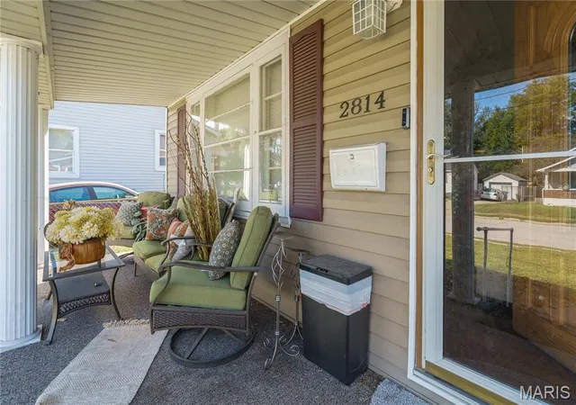 Photo 2 of Single family home for sale at 2814 Palmer Ave, Granite City, IL 62040 | MLS# MIS25067645 | Listing updated on 2026-09-14