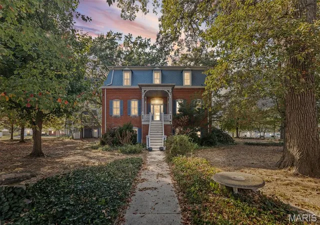 Photo 1 of Single family home for sale at 305 N Hanover St, Okawville, IL 62271 | MLS# MIS25068551 | Listing updated on 2026-09-11