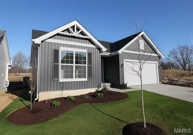 Photo 1 of Single family home for sale at 3859 Sonora Stone Dr, Florissant, MO 63031 | MLS# MIS25068873 | Listing updated on 2026-09-11