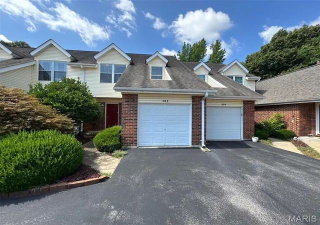 Photo 1 of Condo for sale at 312 Crown Colony Ct #F, Saint Peters, MO 63376 | MLS# MIS25070840 | Listing updated on 2026-09-09