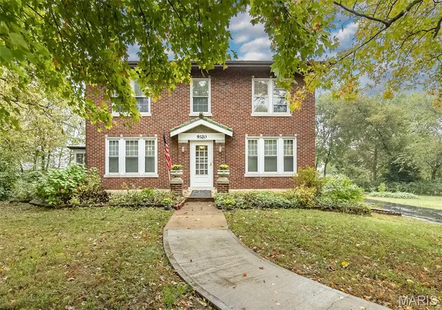 Photo 1 of Single family home for sale at 9320 Lincoln Dr, Saint Louis, MO 63127 | MLS# MIS25072395 | Listing updated on 2026-09-14