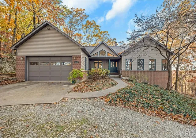 Photo 2 of Single family home for sale at 1845 Eagle Nest Dr, Hermann, MO 65041 | MLS# MIS25075886 | Listing updated on 2026-09-12